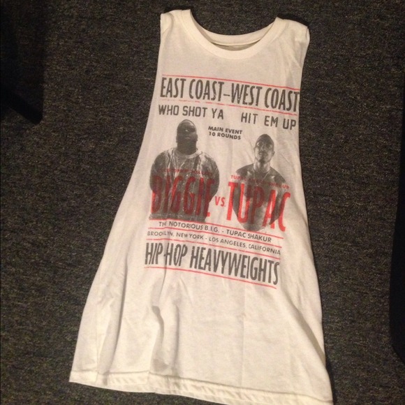 Tupac shirt