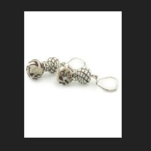 Jilzara Latte and Rhinestone Earrings