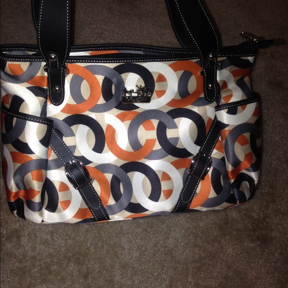 MAKE AN OFFER !! Brand new coach bag