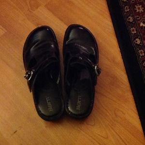 Born clogs black size 8