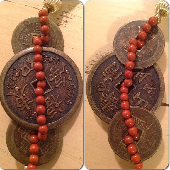 ✨HP 4/8✨Chinese Coin necklace - Picture 3 of 4
