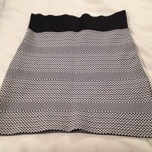 BCBG MAXAZRIA skirt