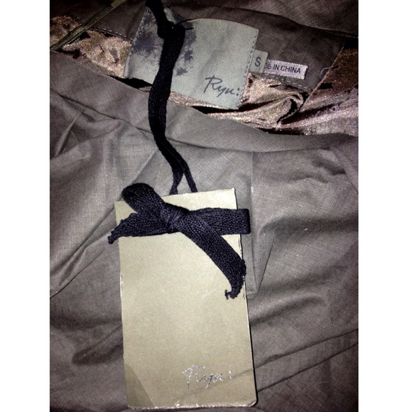 ✨Ryn beautiful dress✨ - Picture 3 of 3