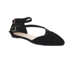 ✨Bamboo Lucy flats in Black✨