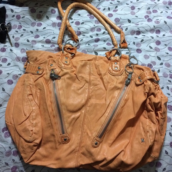 Hurley purse
