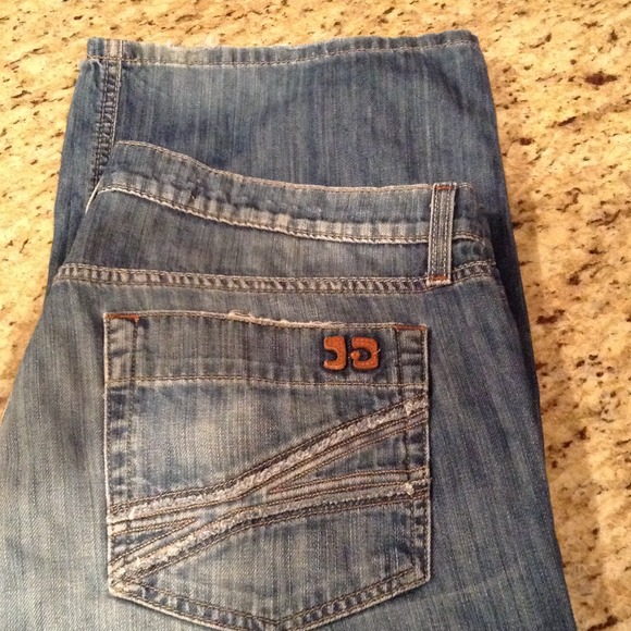 Joe's Jeans size 36W 32L Nice everyday blue jeans.