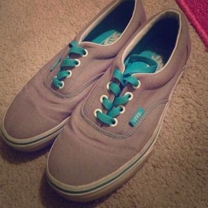 Vans (shoes)