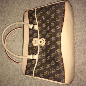 Dooney Bourke purse