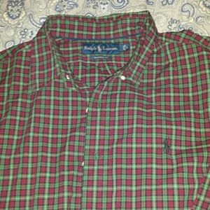 Men's long sleeve button down.