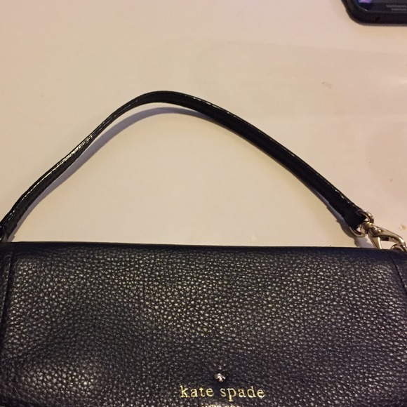 Kate spade wristlet - Picture 3 of 4