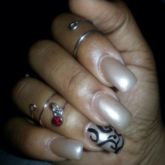 Knuckle Rings - Picture 3 of 3