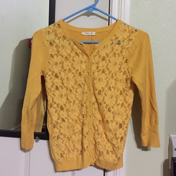 Bundle. (Black & Yellow cardigan)