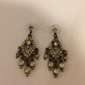 Green and bronze gold drop earrings