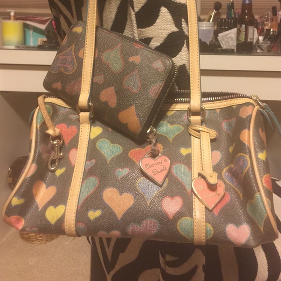 Dooney & Bourke - Picture 2 of 4