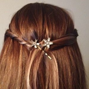 Chloe and Isabel bobby pins!