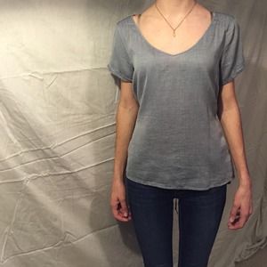 Grey tie back shirt