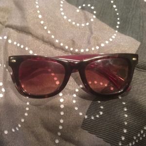 Betsey Johnson brown sunglasses