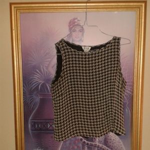 Silk houndstood top