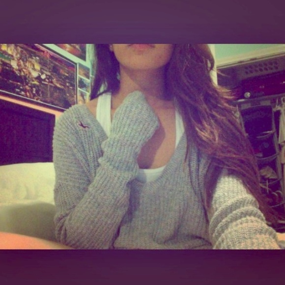 Hollister Sweaters - Hollister Gray Oversized Sweater