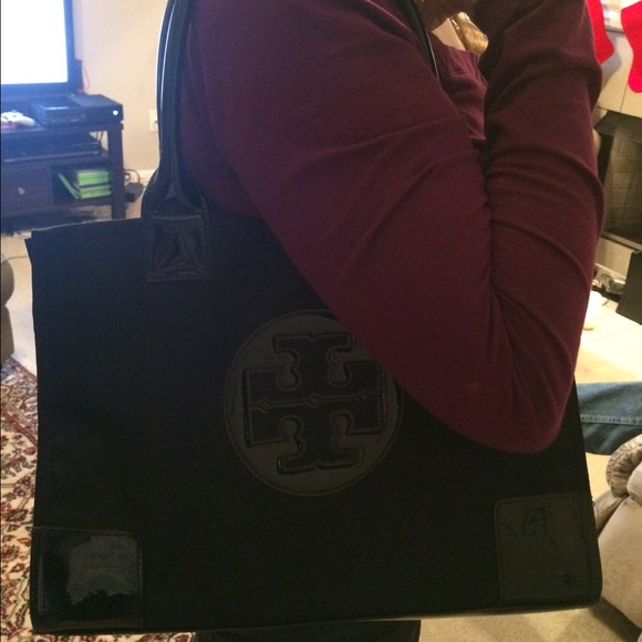 Tory Burch Handbags - Tory Burch Purse OBO