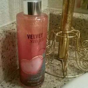 Bath amd body works shimmer mist