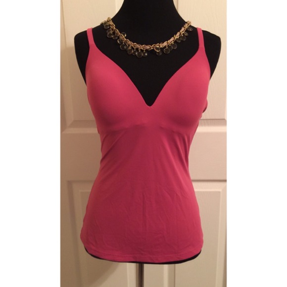 Pink VS tank with built in bra