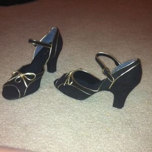 Aerosole evening pumps