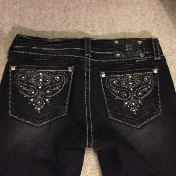 miss me jeans slightly worn, great condition!!