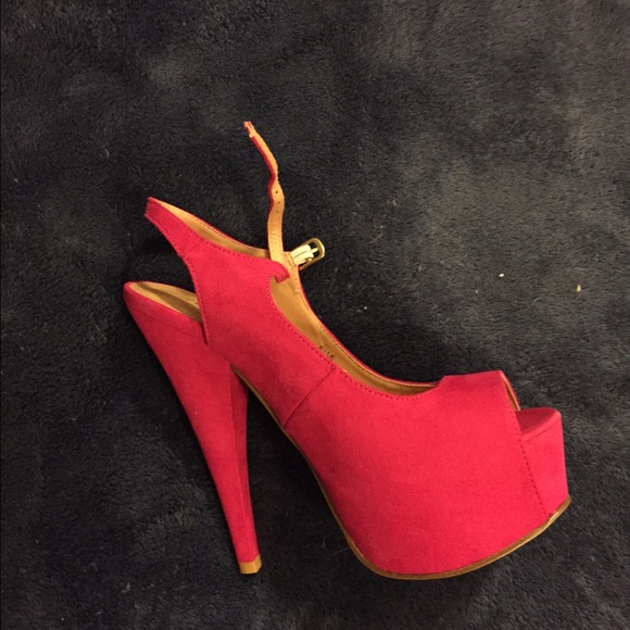 Hot pink shoes size 6 new with box