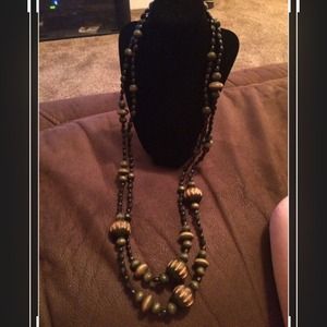 Wood necklace. NWOT