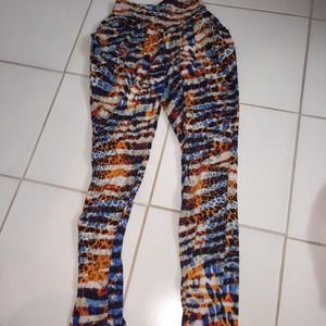 Mc hammer pants! With pockets!