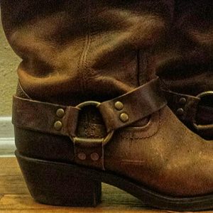 Brown leather western boots (like Fryes) Mossimo