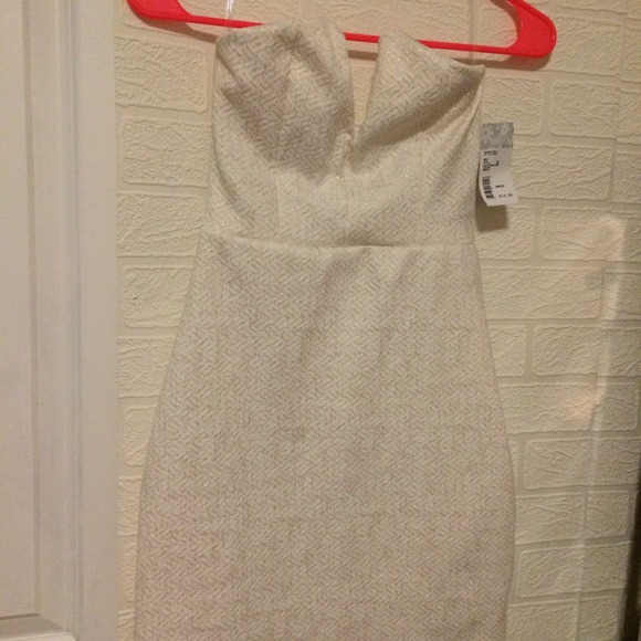 PARTY DRESS - Picture 2 of 4
