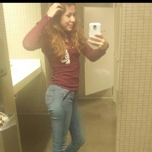 ???? A cute dark red long sleve it fits great ???? - Picture 1 of 1