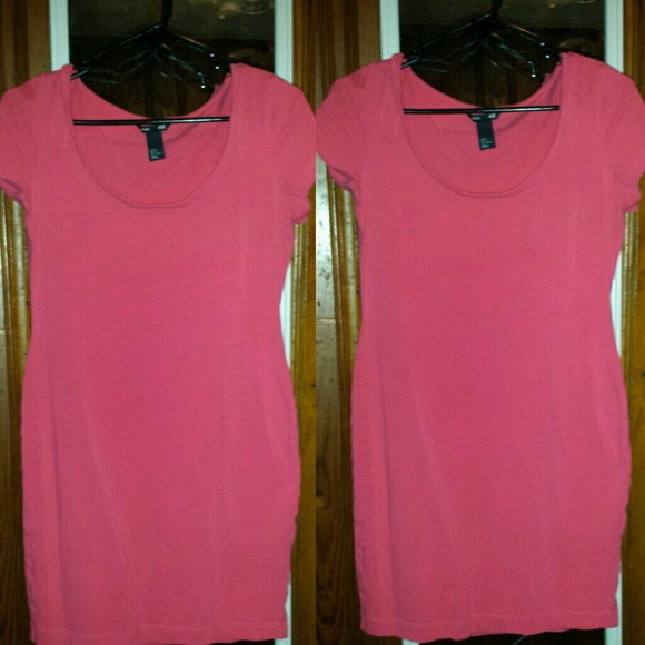 H&M Dresses & Skirts - Tshirt Dress