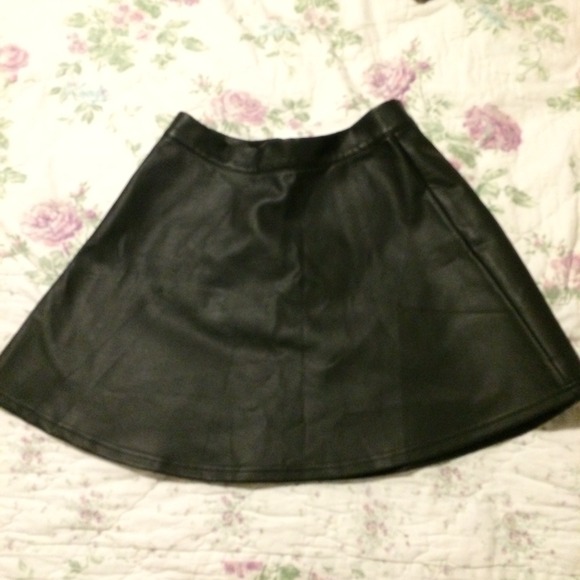 Brand new leather skirt