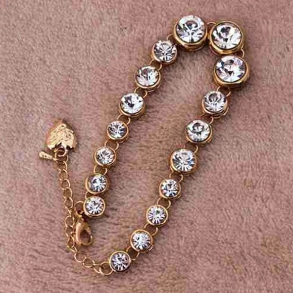 Shines Betsey Johnson Crystal Bracelet - Picture 3 of 3