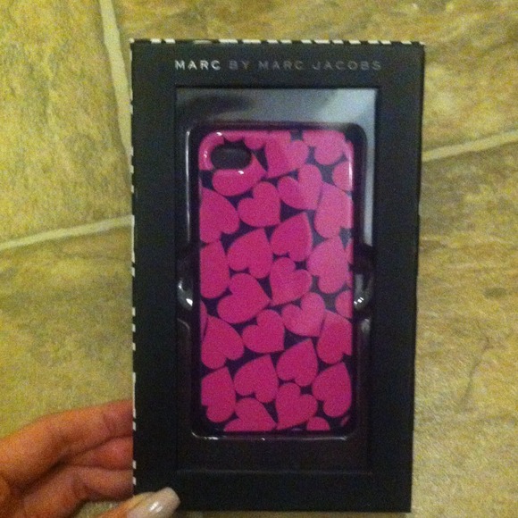 💖New marc by Marc Jacobs iPhone 4 hearts case💖
