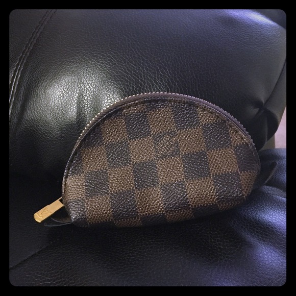 ❌❌SOLD❌❌Brown change holder