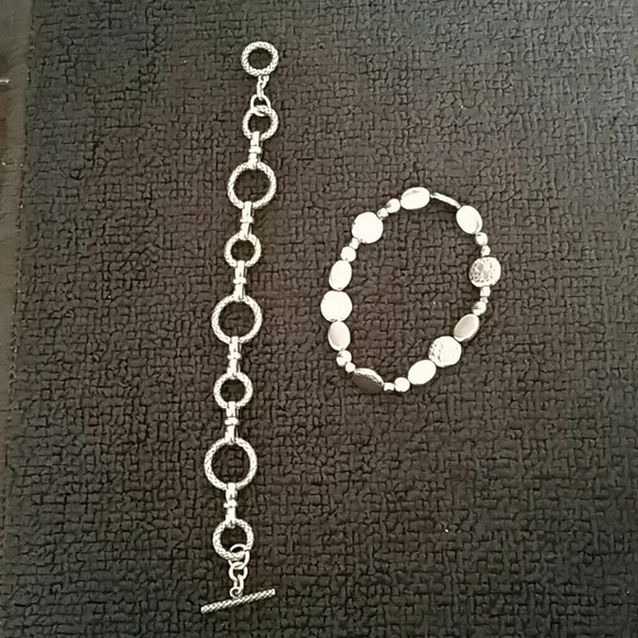 Set of two gold tone bracelets