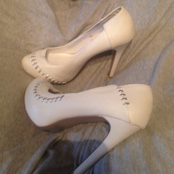 White Shoes Charlotte Russe