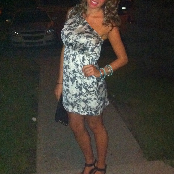 One shoulder black and white dress