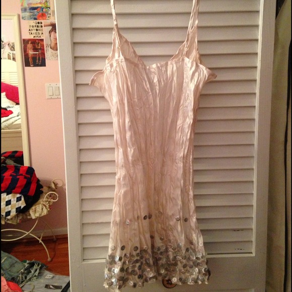 Silk clam tank with sequins - Picture 2 of 2