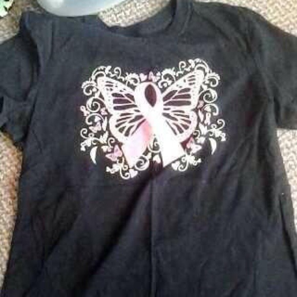 Tshirt - Picture 1 of 1