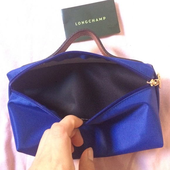 SOLD💢💢💢Longchamp Le Pliage clutch - Picture 3 of 4