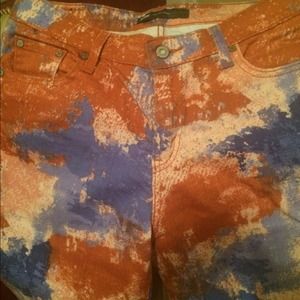 Store  long denim with multi colors