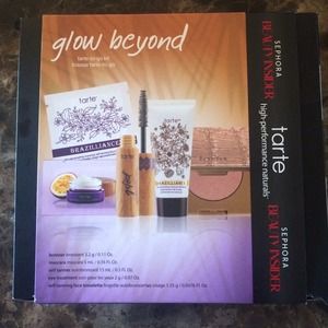Tarte Glow Beyond To-Go Kit