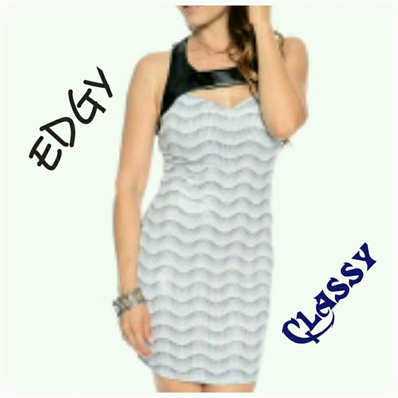 Bodycon that sets itself apart!  Sz M NWT - Picture 1 of 1