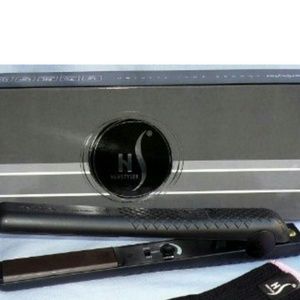 Hair straightner