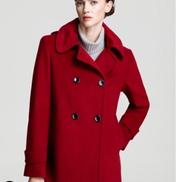 Fashionable red jacket with detachable hoodie - Picture 1 of 3